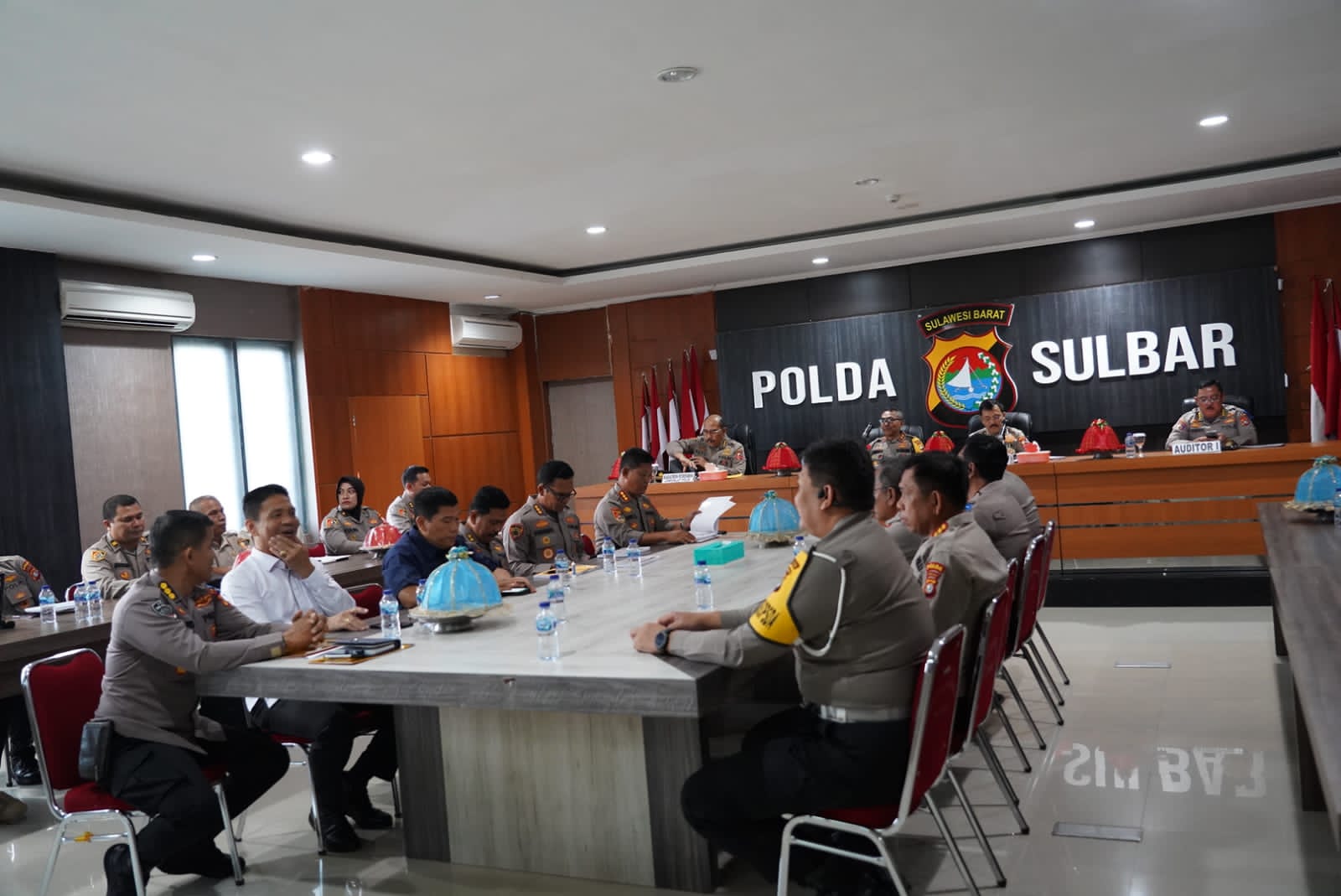 Kunjungi Polda Sulbar, Tim Assistensi Lemdiklat Polri Pastikan Kesiapan Pendidikan Bintara di SPN Mekkatta